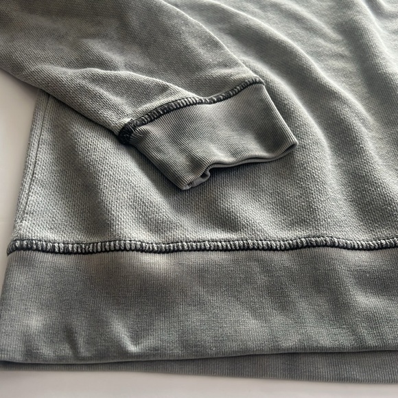 American Eagle faded grey pullover sweatshirt size medium - Picture 2 of 7